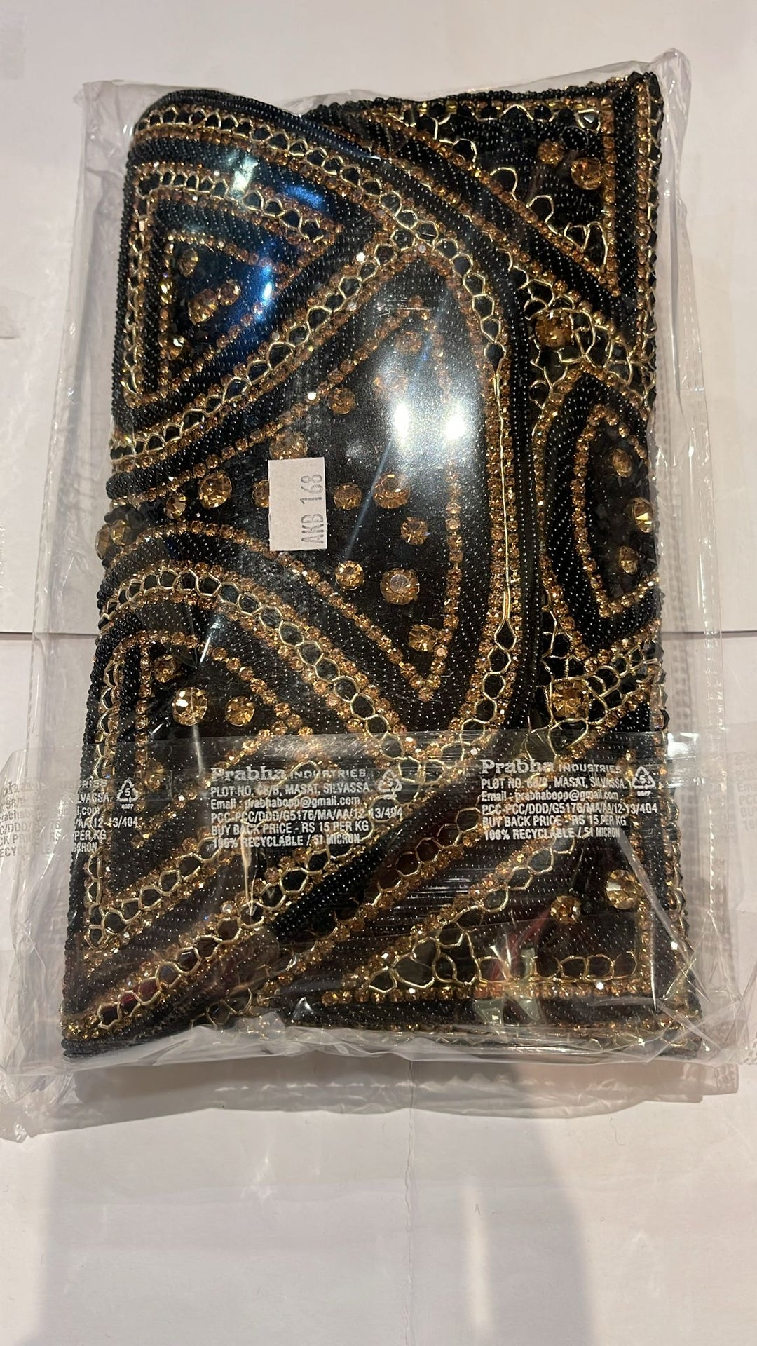 STONE & PEARL HAND EMBELLISHED CLUTCH BAG CC01