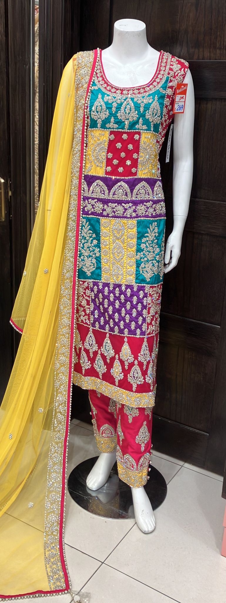 HEAVY EMBROIDERED & EMBELLISHED 3 PIECE SUIT 160C
