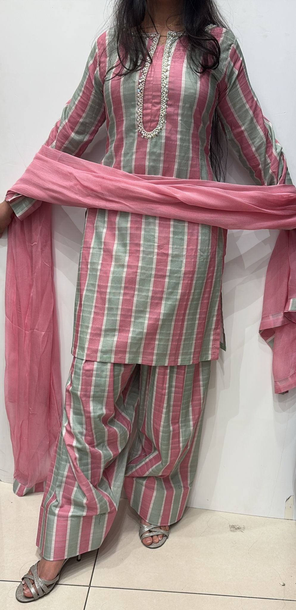 FKL01- Farshi Shalwar Embroidered Cotton 3pc suit