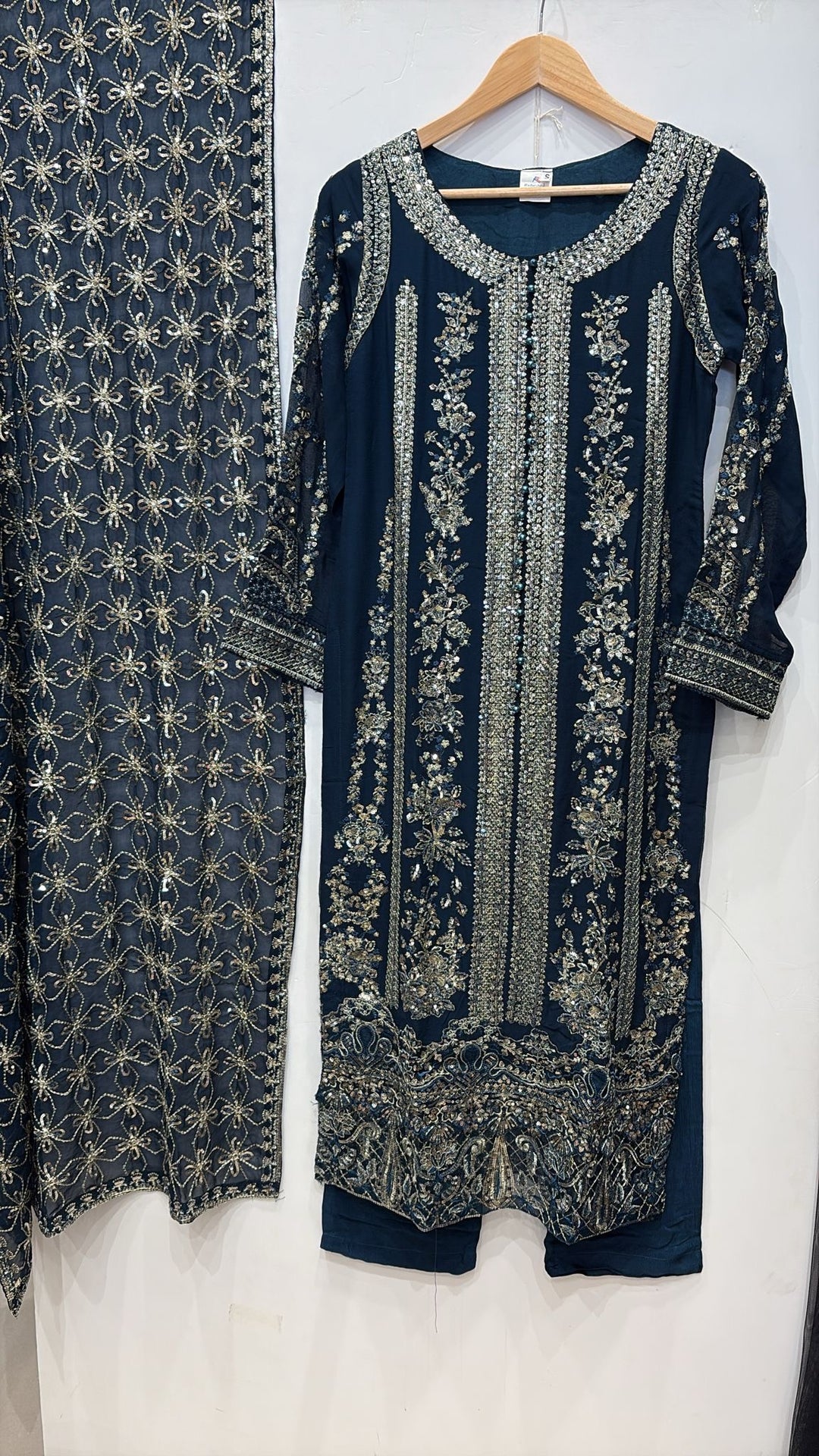 324A - TEAL BLUE EMBROIDERED CHIFFON 3 PIECE SUIT