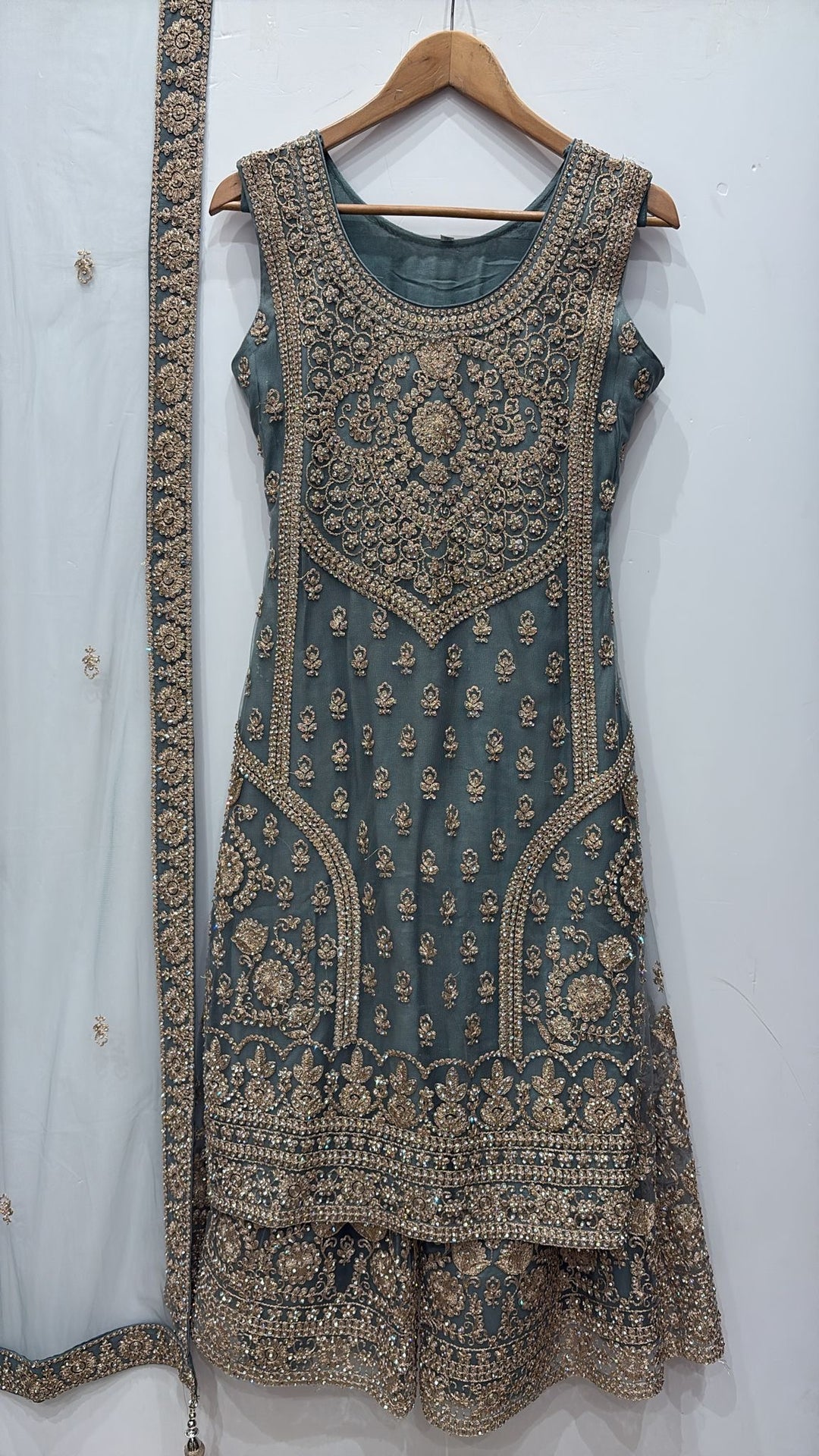 7004A- EMBROIDERED & EMBELLISHED SHARARA SUIT