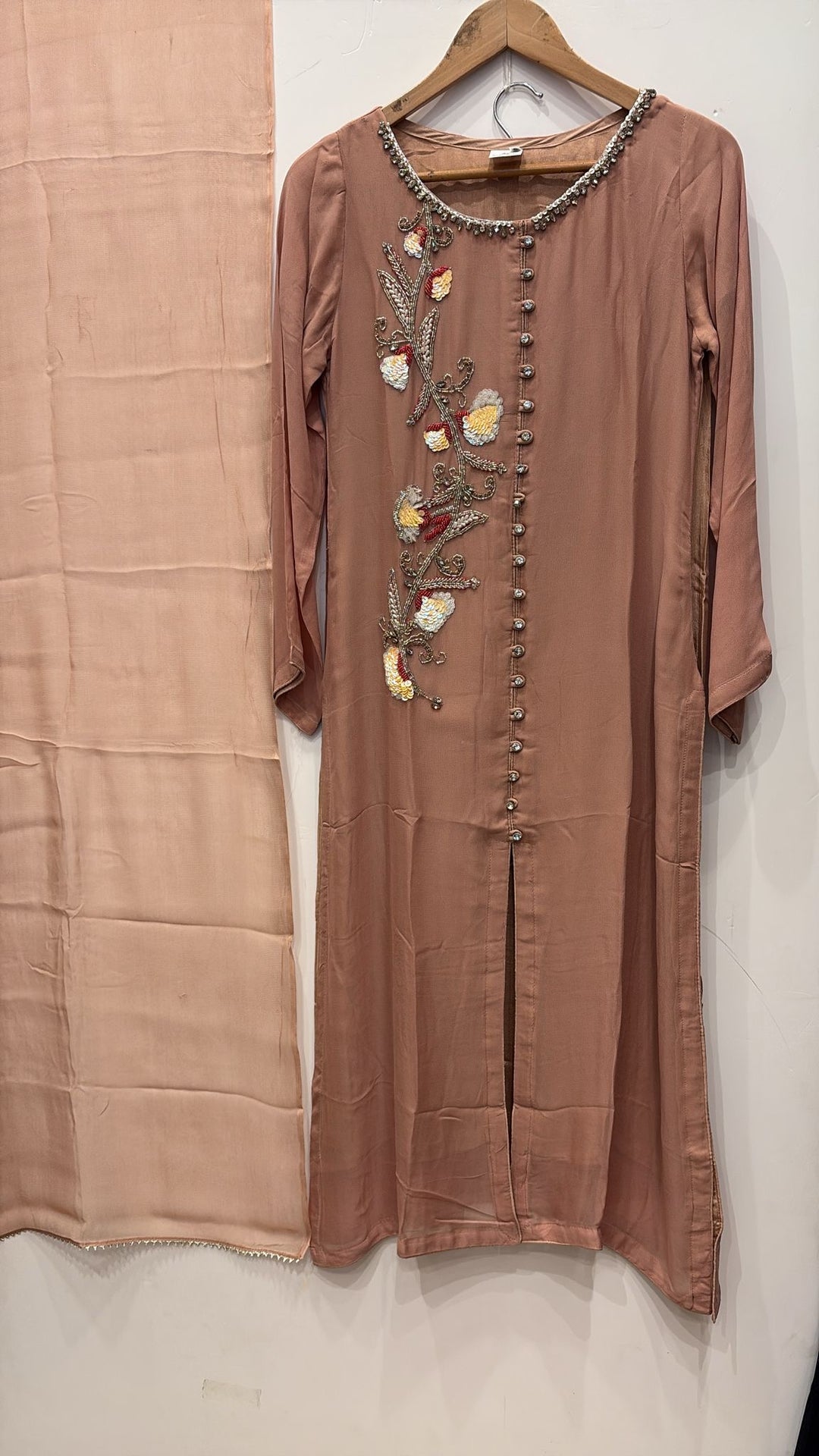 322C -CHIFFON EMBROIDERED ADDA WORK SUIT