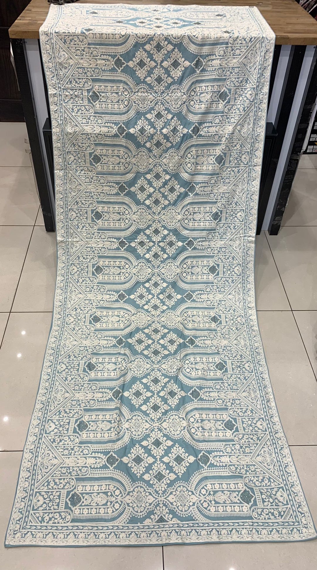 EMBROIDERED LUXURY SHAWL SLP09
