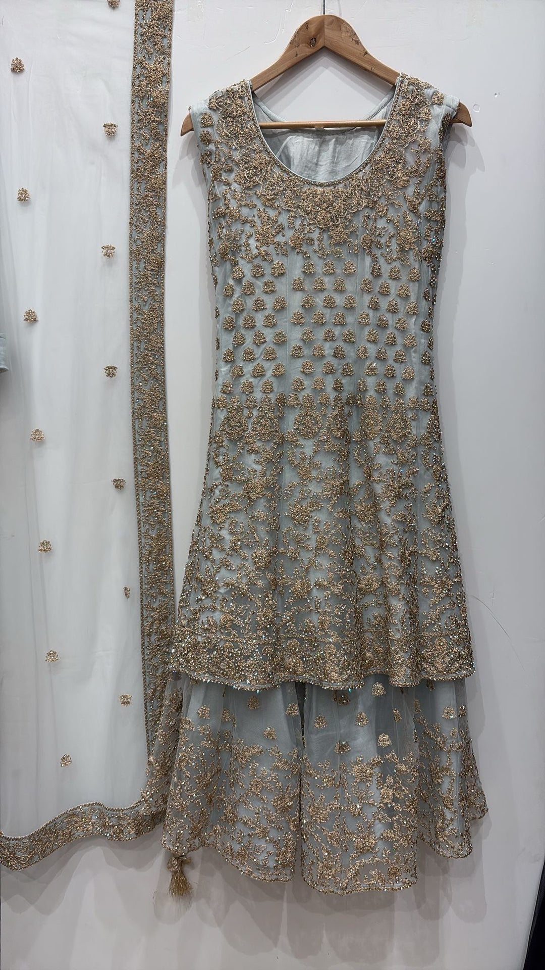 7005A- EMBROIDERED & EMBELLISHED SHARARA SUIT