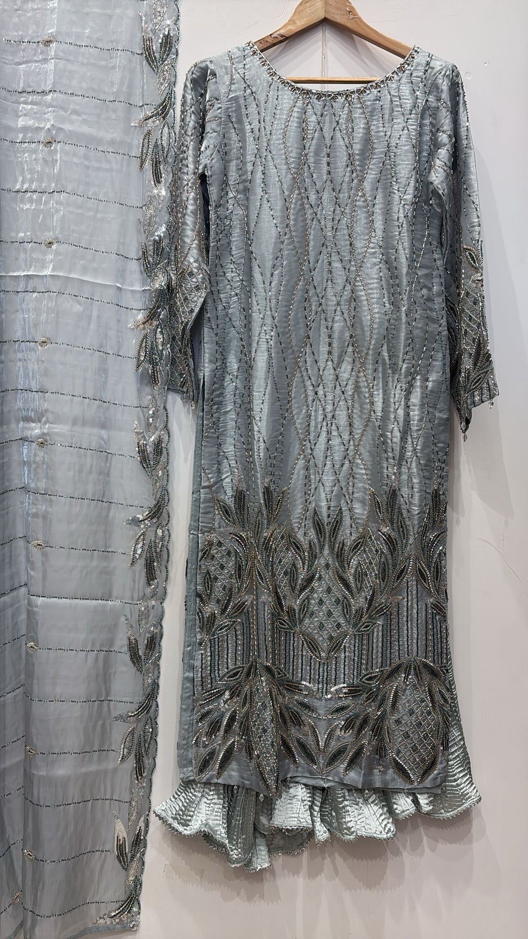 390H - EMBROIDERED & EMBELLISHED SILK SUIT