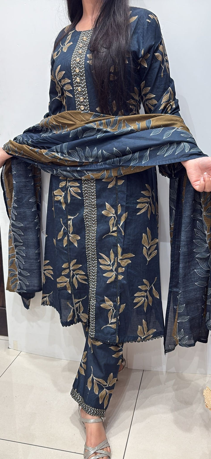 NBS02- Bin Saeed Lawn Print 3 Piece Suit