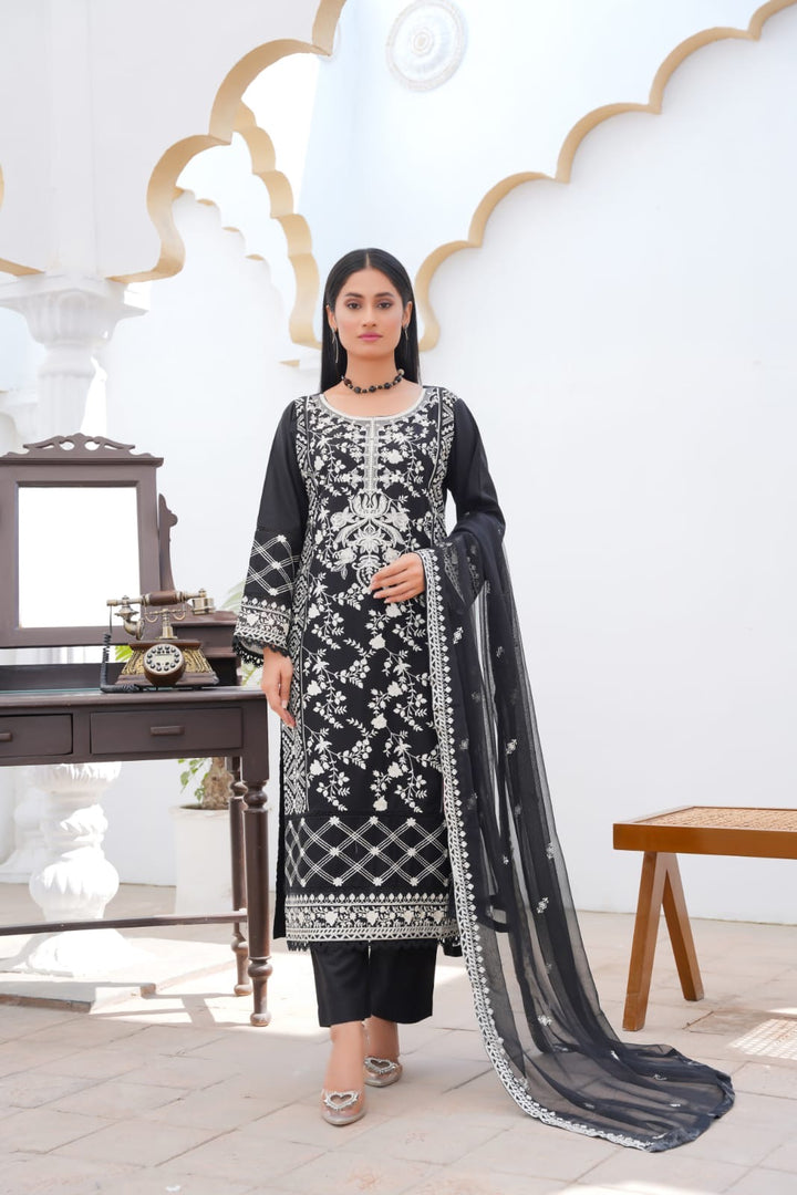LP09B - BLACK EMBROIDERED LINEN 3 PIECE SUIT