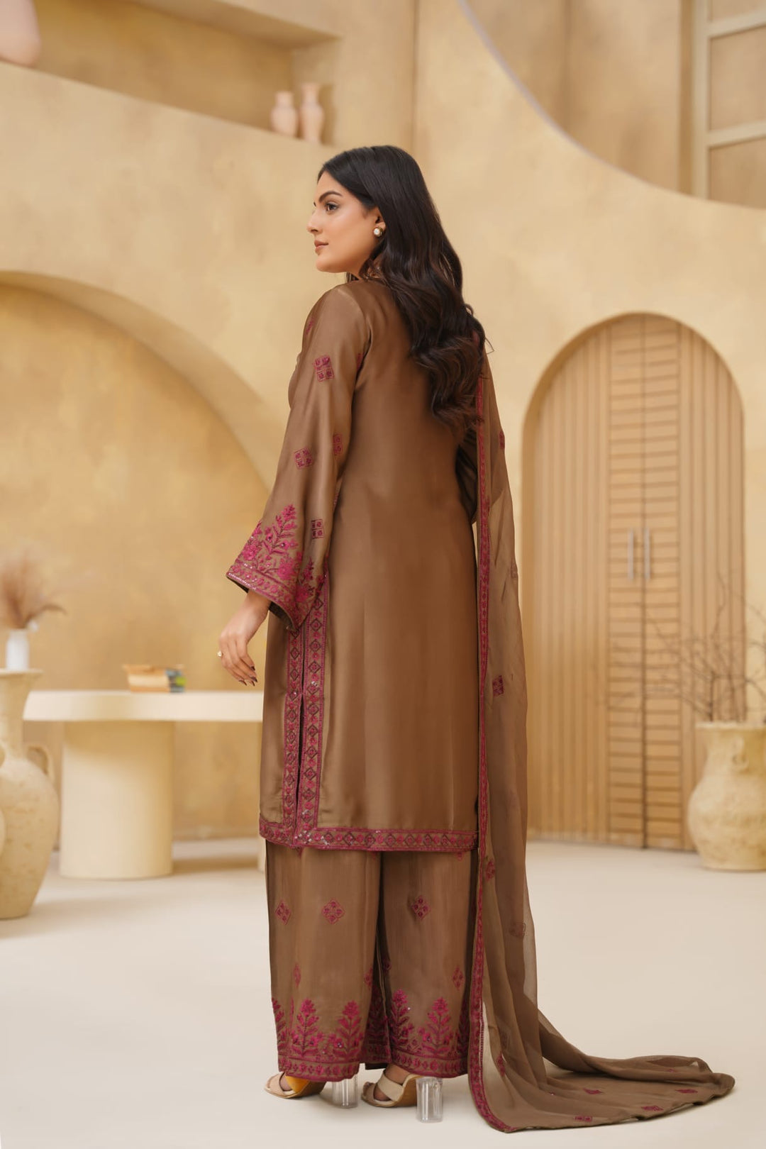 AG20B - AGHA NOOR EMBROIDERED SILK 3 PIECE SUIT