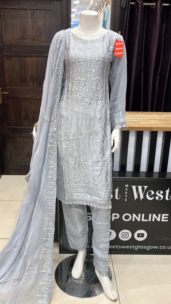 EMBROIDERED SILK 3 PIECE SUIT NA16