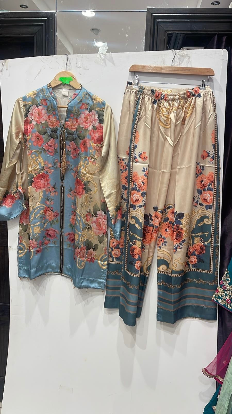 ZC01- SILK PRINT CO-ORD 2 PIECE SUT