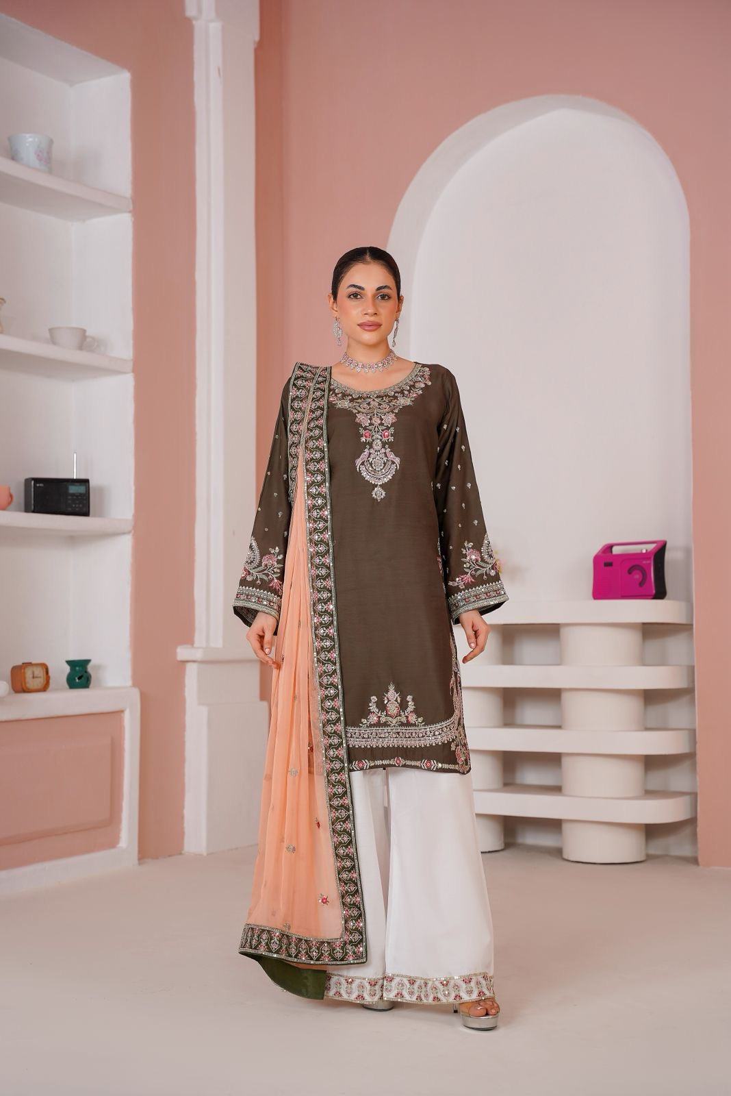 368A - BROWN VISCOSE EMBROIDERED PAKISTANI SUIT WITH CHIFFON DUPATTA