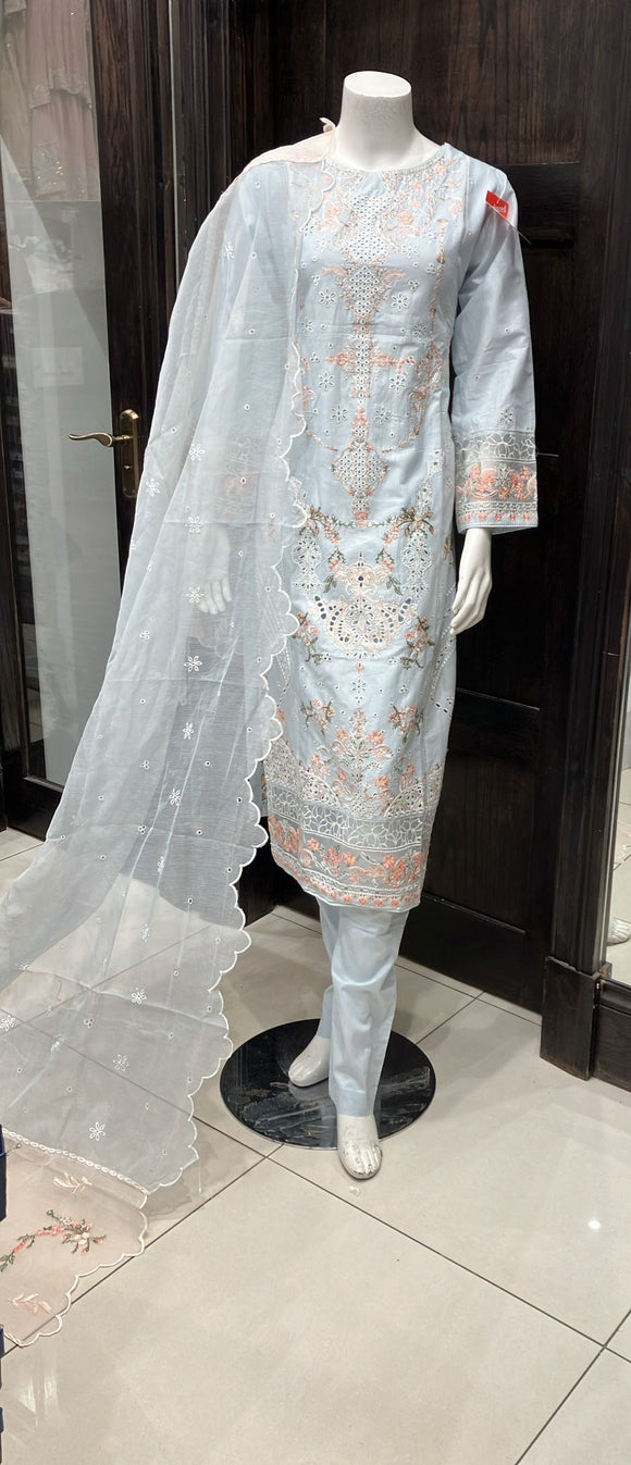 EMBROIDERED CHIKANKARI COTTON 3 PIECE SUIT 149A