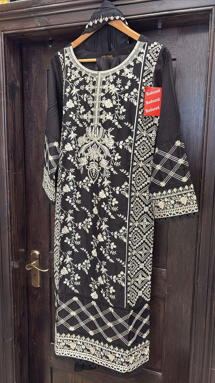 LP09B - BLACK EMBROIDERED LINEN 3 PIECE SUIT