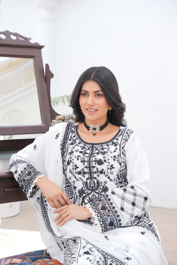 LP09C - EMBROIDERED LINEN 3 PIECE SUIT