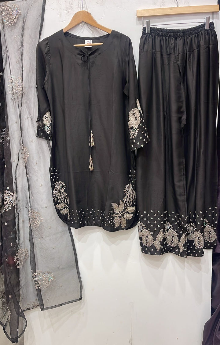1179A - Black Embroidered Viscose 3 Piece suit