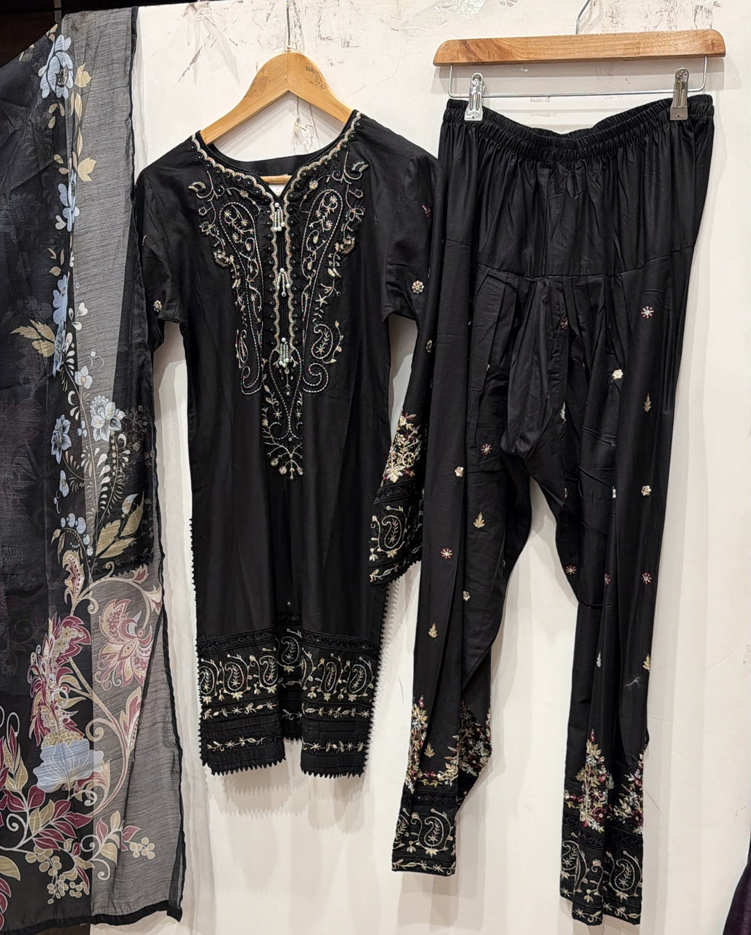 1130D - Black Viscose Shirt with Farshi Shalwar & Chiffon