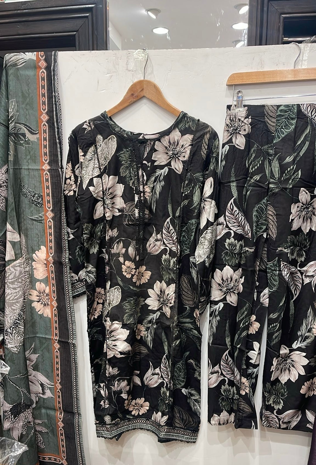 BL03- LINEN PRINT 3 PIECE SUIT