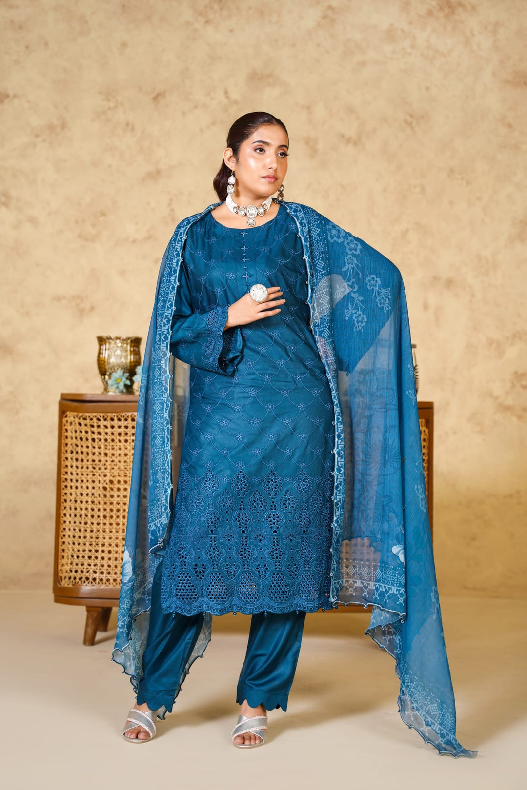 1167B - BLUE LINEN CHIKANKARI 3 PIECE SUIT