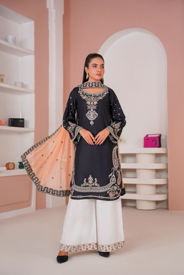368B - BLACK VISCOSE EMBROIDERED PAKISTANI SUIT WITH CHIFFON DUPATTA
