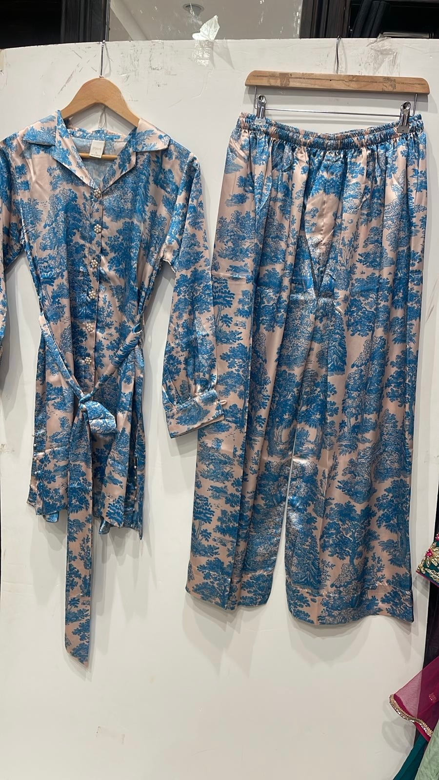 ZC02- SILK PRINT CO-ORD 2 PIECE SUT