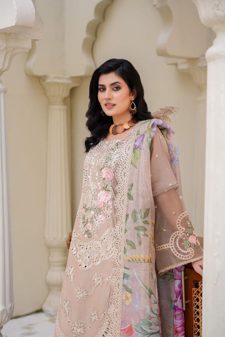 1146B - Embroidered Linen 3 Piece suit