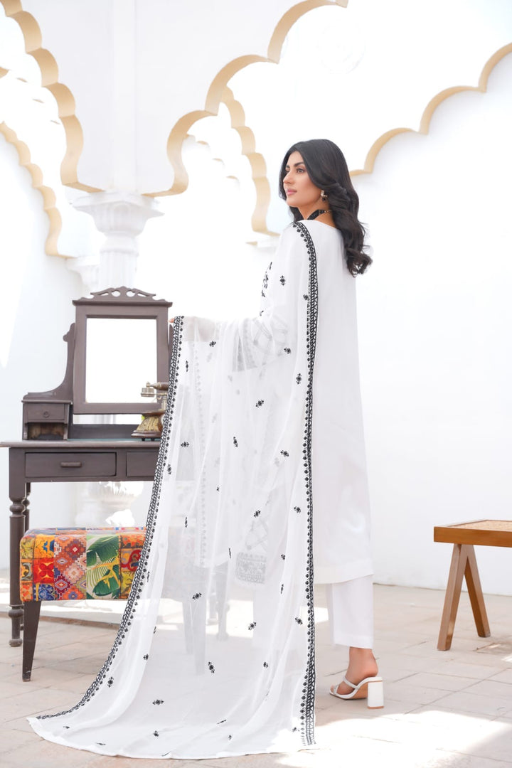 LP09C - EMBROIDERED LINEN 3 PIECE SUIT