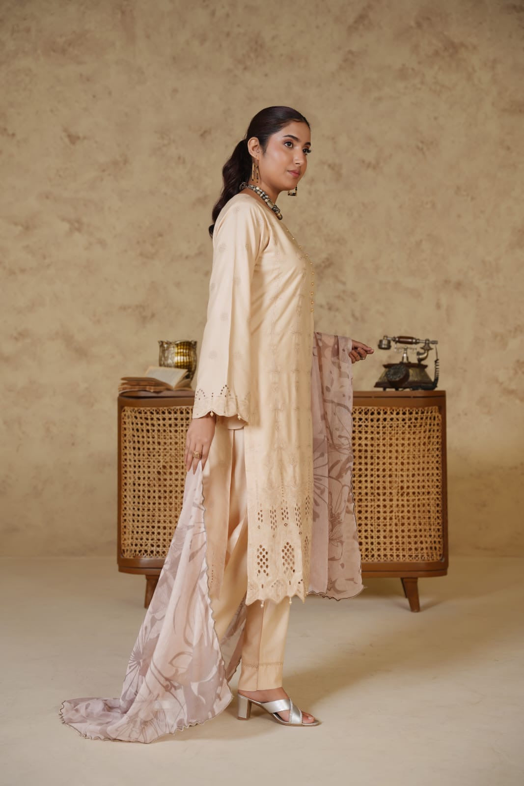 1167E- BEIGE LINEN CHIKANKARI 3 PIECE SUIT