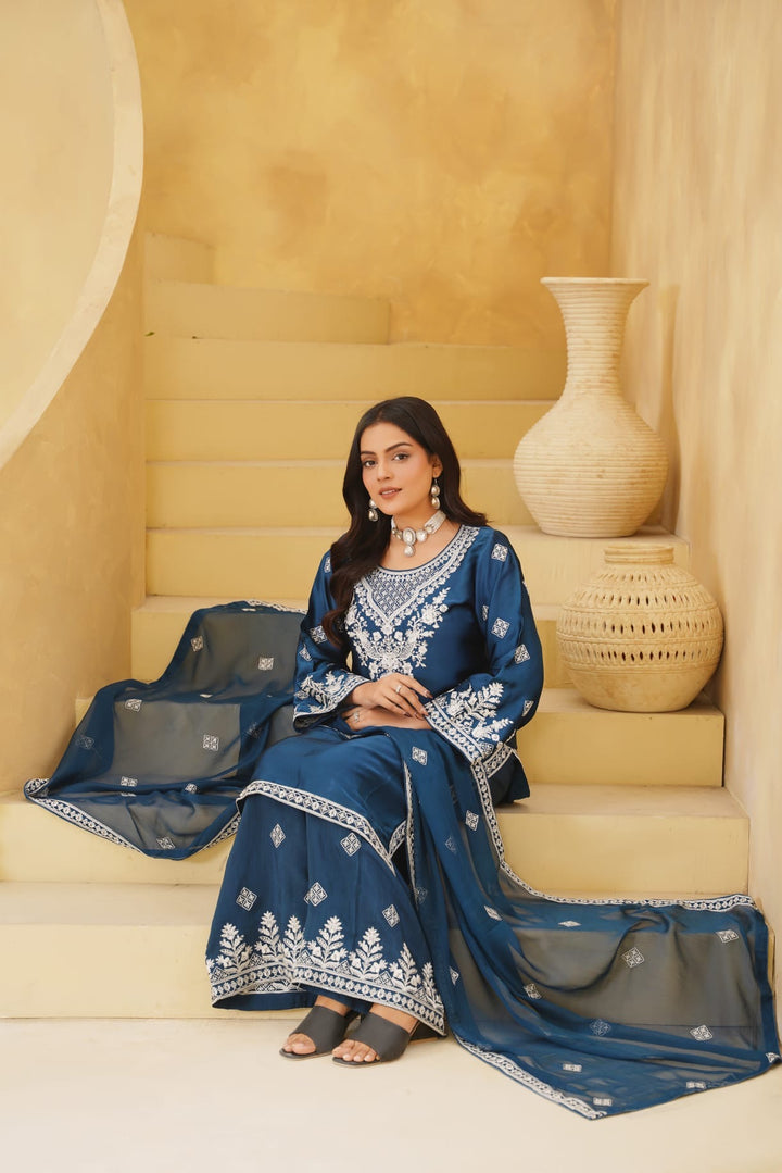 AG20C - AGHA NOOR EMBROIDERED SILK 3 PIECE SUIT