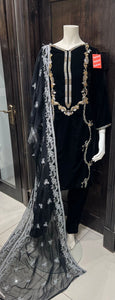 BLACK EMBROIDERED VELVET 3 PIECE SUIT NV36D