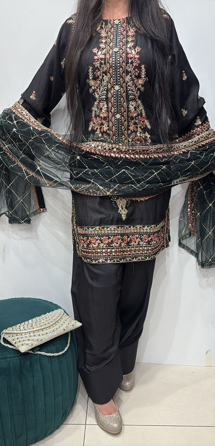FR03 - BLACK EMBROIDERED VISCOSE SILK SUIT WITH FARSHI SHALWAR