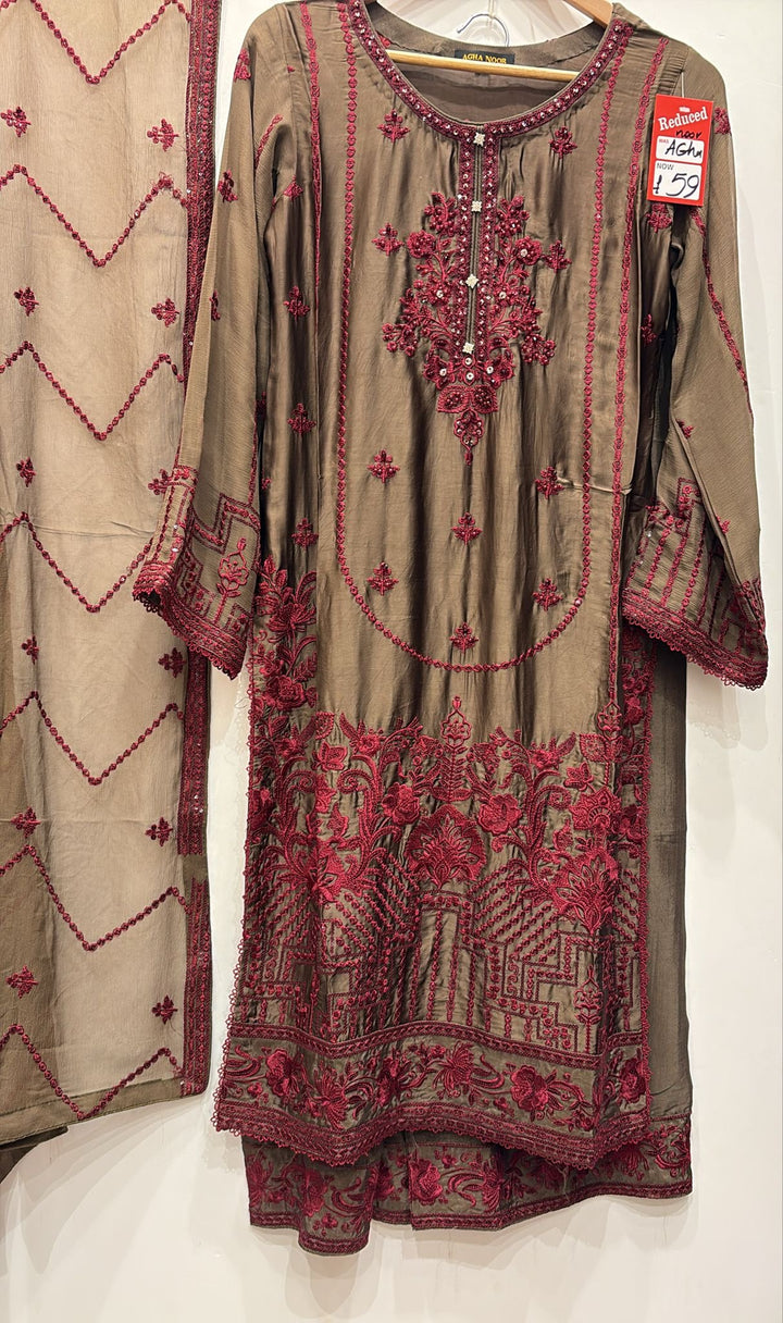 EMBROIDERED SILK 3 PIECE SUIT AG15d