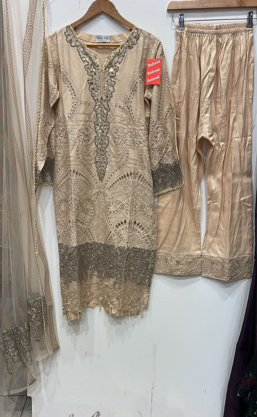 1173D - Beige Embroidered Linen 3 Piece suit