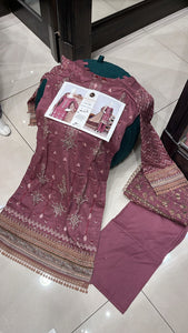 EMBROIDERED LAWN 3 PIECE SUIT BS05