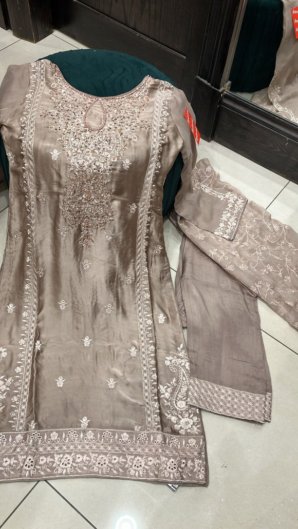 EMBROIDERED SILK 3 PIECE SUIT AG18