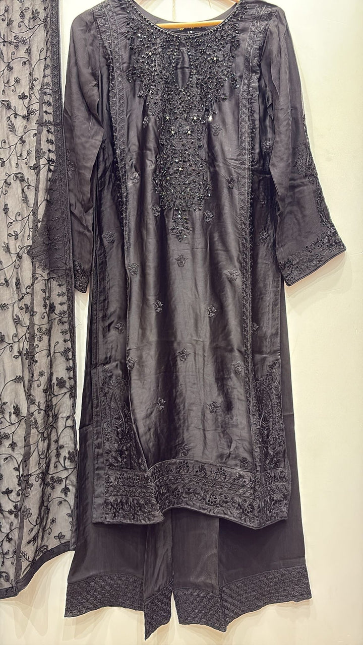 AG22e- BLACK EMBROIDERED SILK 3 PIECE SUIT