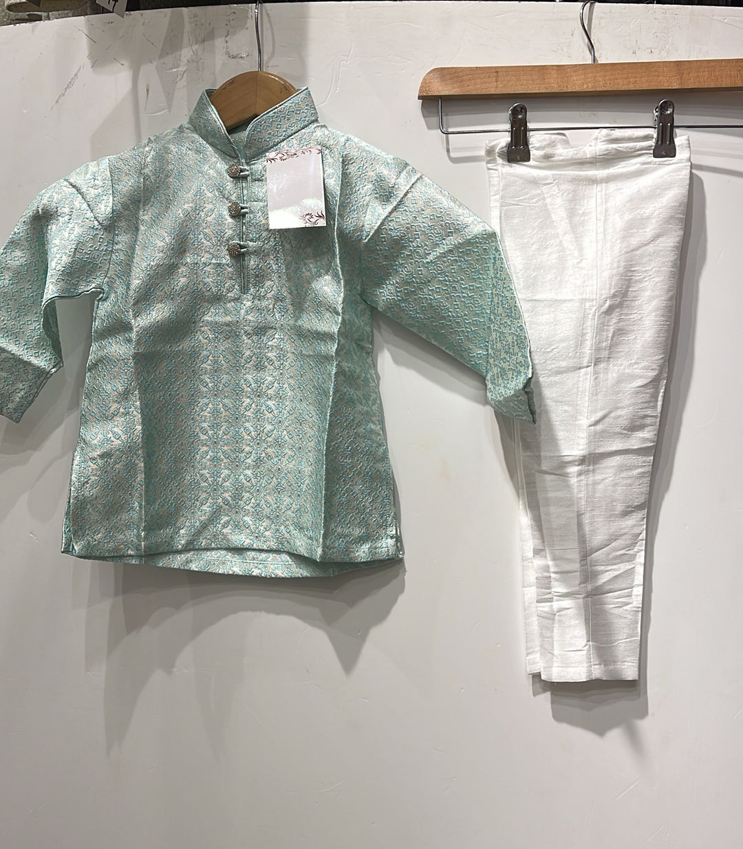 JN611E - Jacquard Silk kameez set for Men & Boys