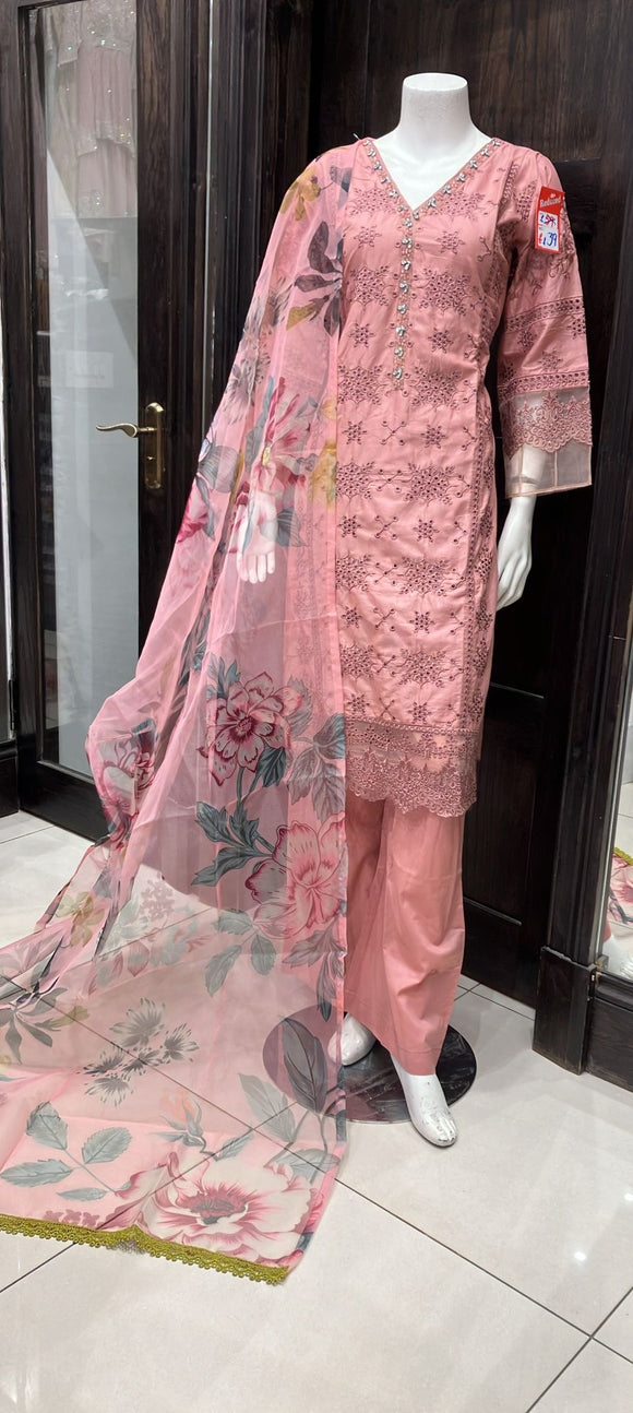 EMBROIDERED CHIKANKARI COTTON 3 PIECE SUIT 147C