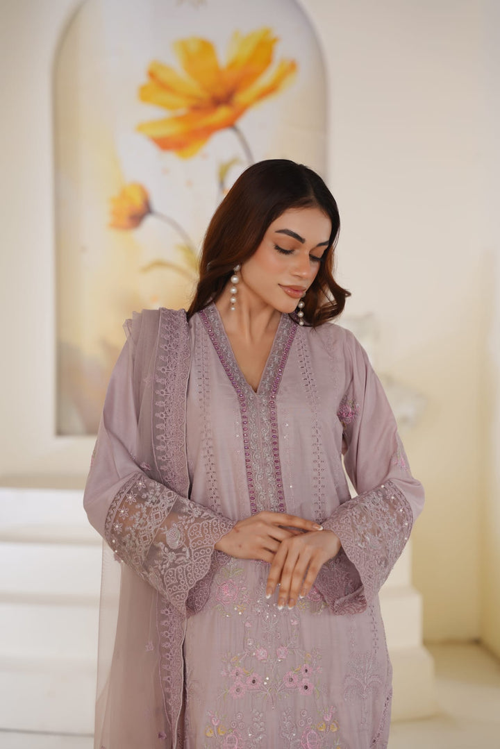 1165B - Mauve Embroidered Linen Chikankari 3 Piece suit