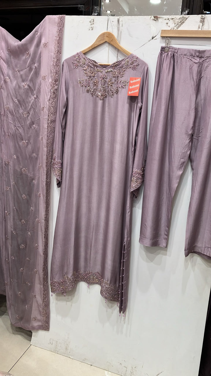 Zc2842a - Lavender Tussle Silk Adda Work Kaftan Style Suit