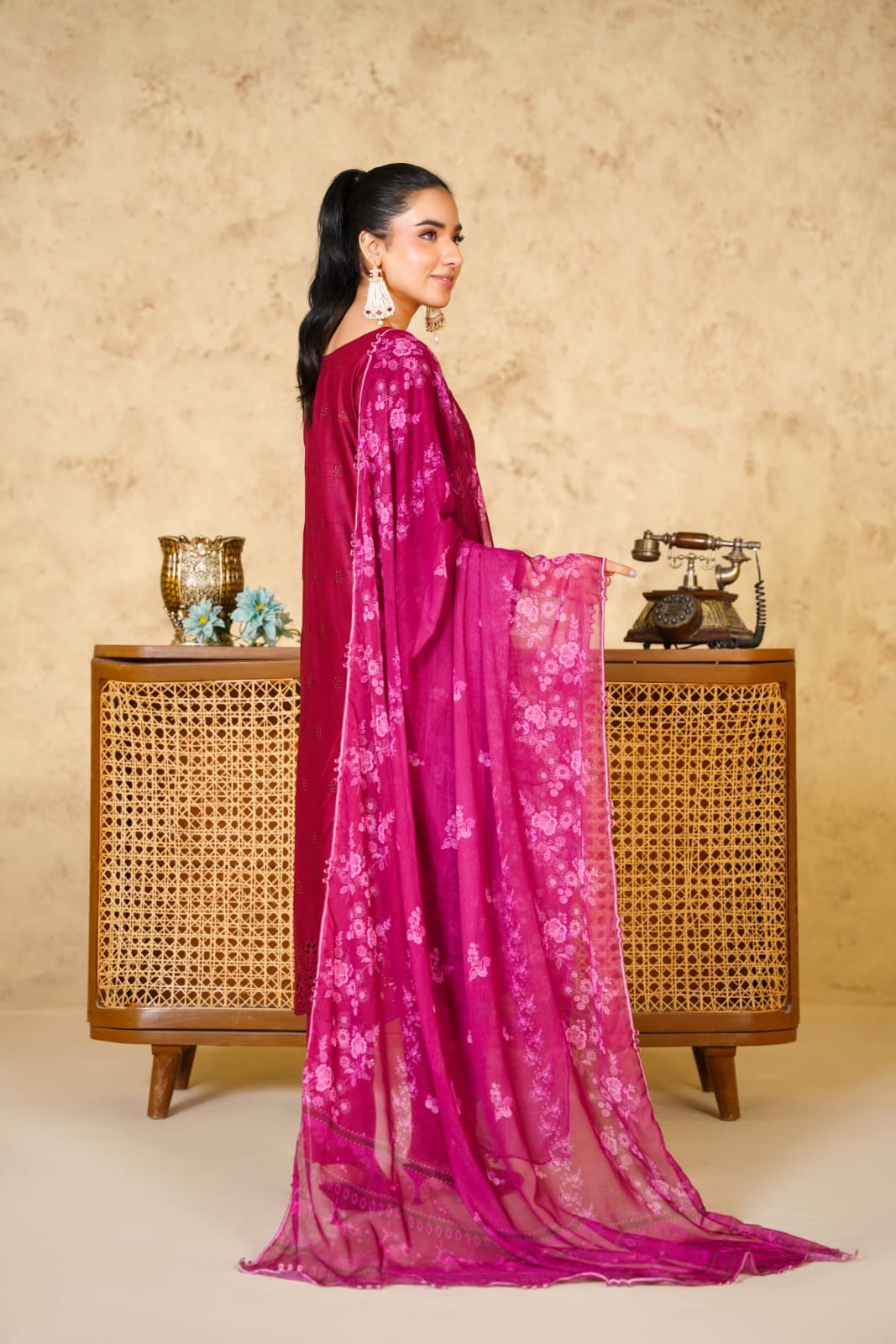 1167F- RED LINEN CHIKANKARI 3 PIECE SUIT