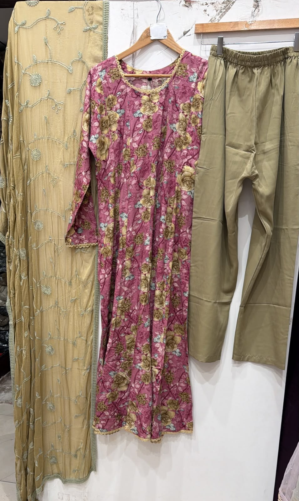 GS03 - Pink Floral Cotton Long Dress 3-Piece Pakistani suit