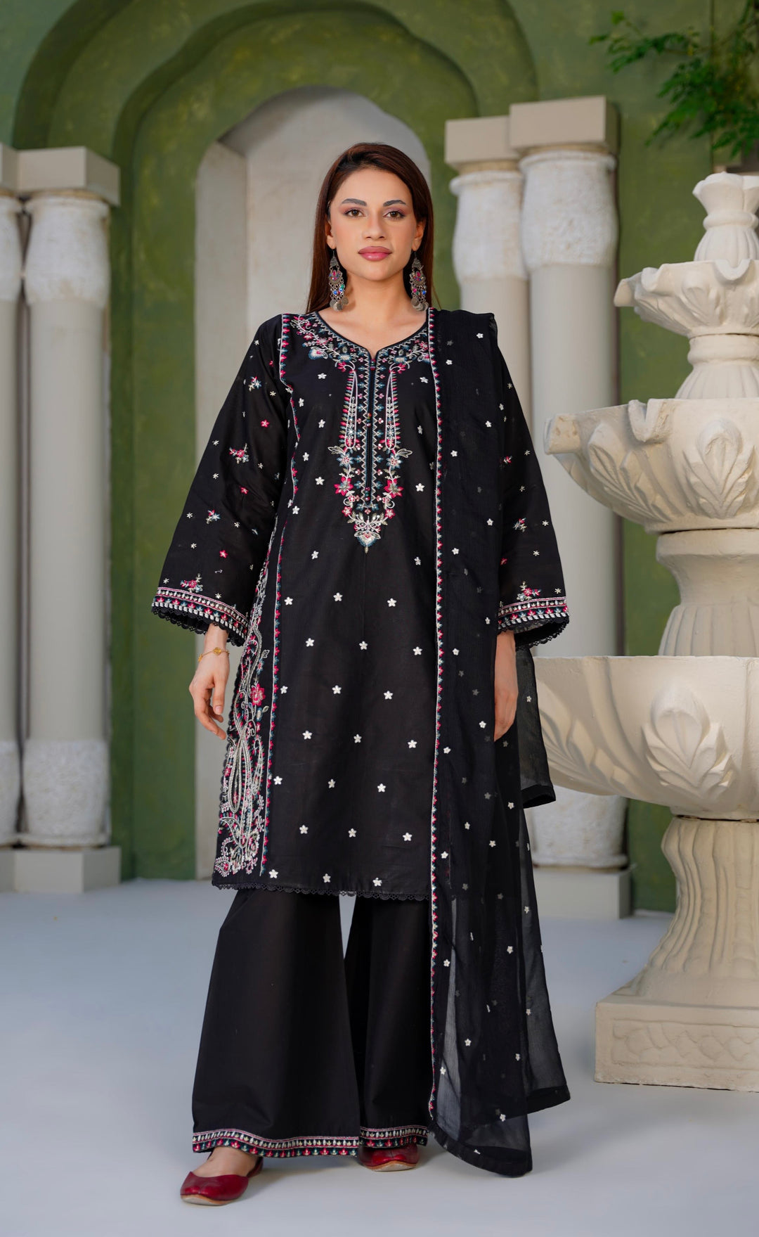 1190A - Black Embroidered cotton 3 piece suit