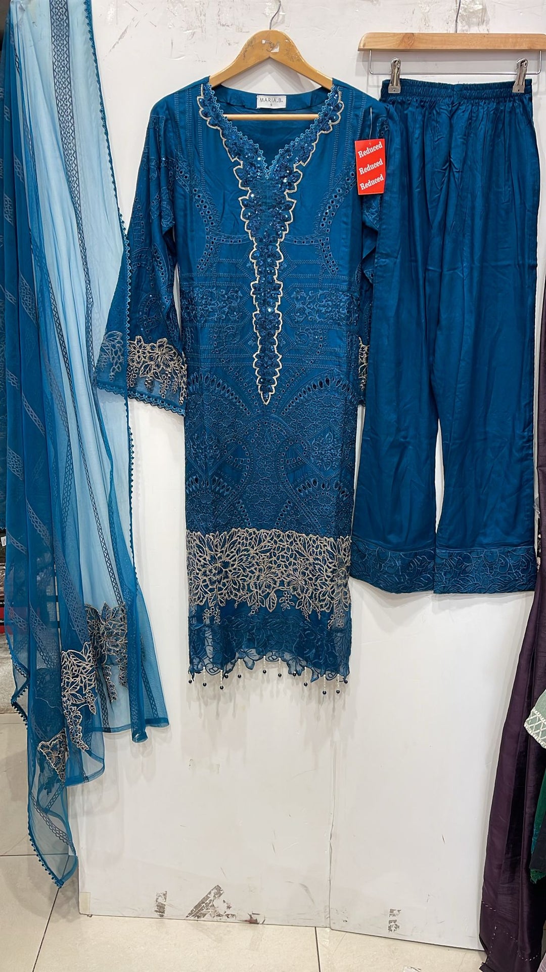 1173A - Turquoise Blue Embroidered Linen 3 Piece suit
