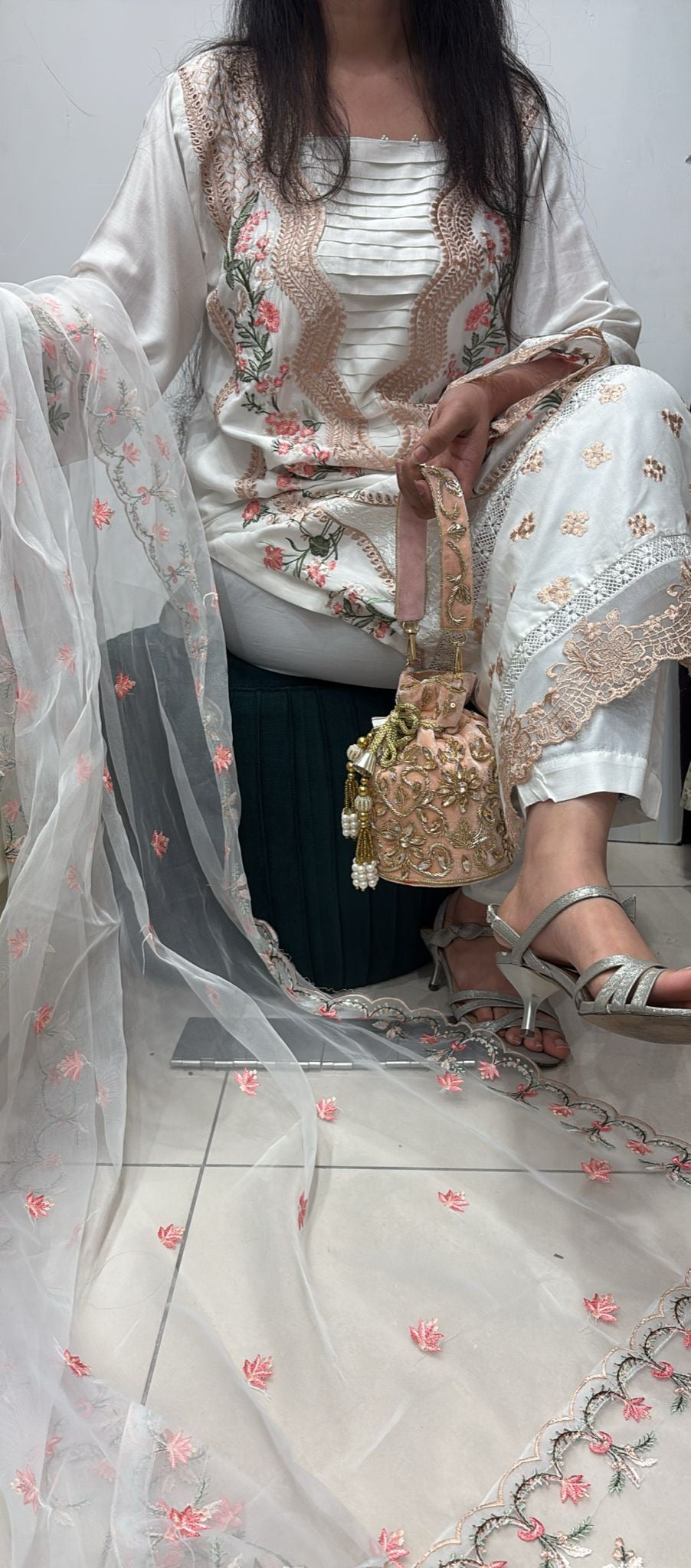 085A- EMBROIDERED LINEN 3 PIECE SUIT