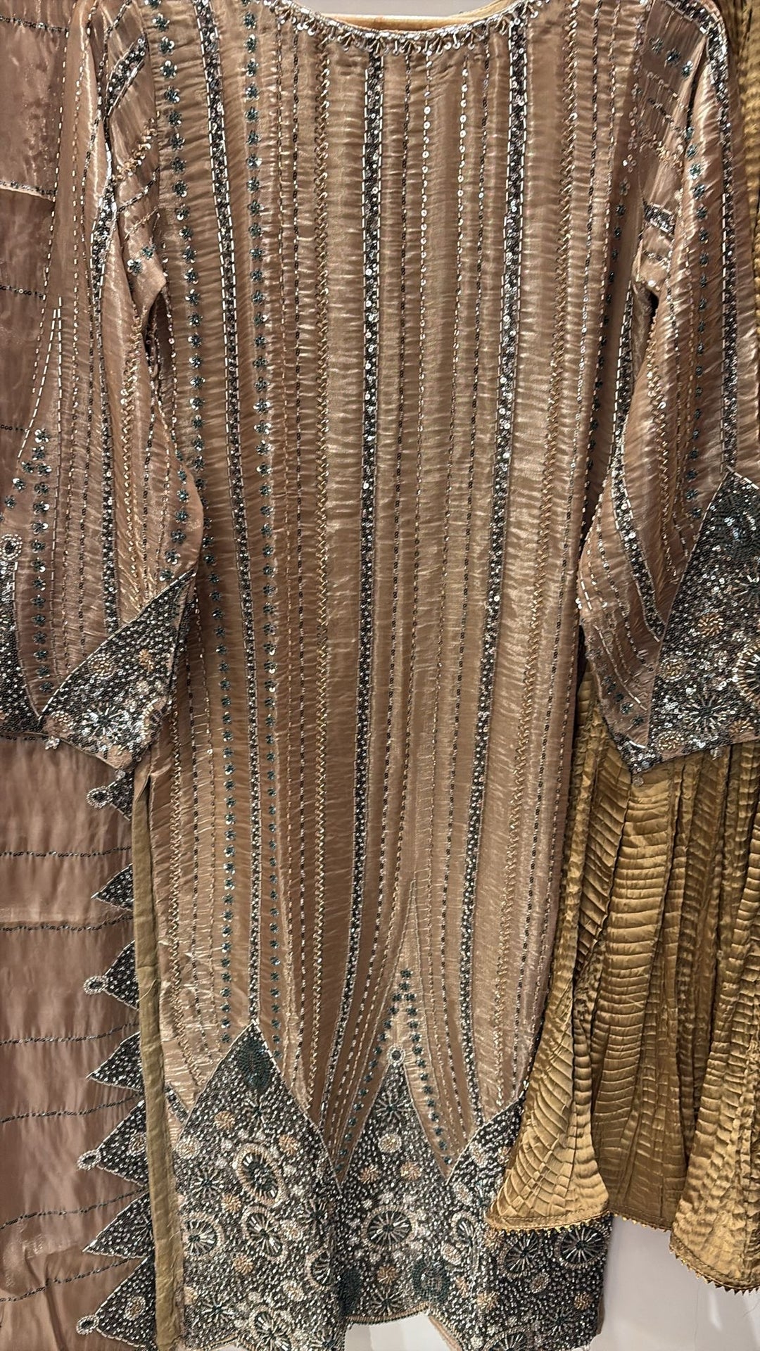 390P- EMBROIDERED & EMBELLISHED SILK SUIT