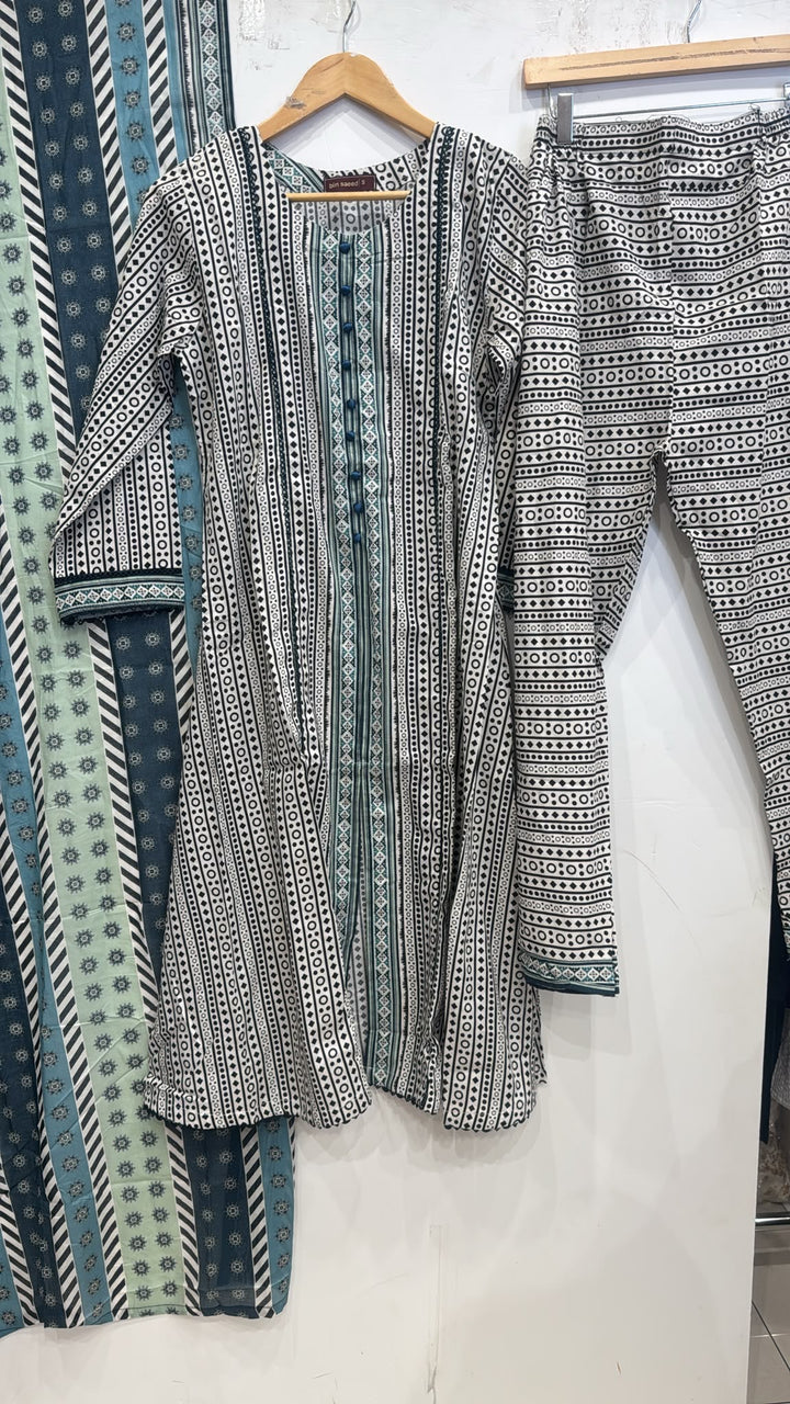 BS07 - BIN SAEED LAWN PRINT 3 PIECE SUIT