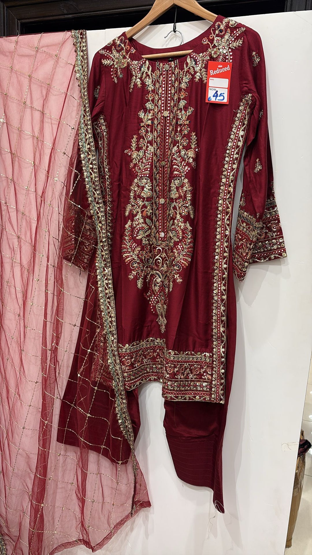 FR04 - MAROON EMBROIDERED VISCOSE SILK SUIT WITH FARSHI SHALWAR