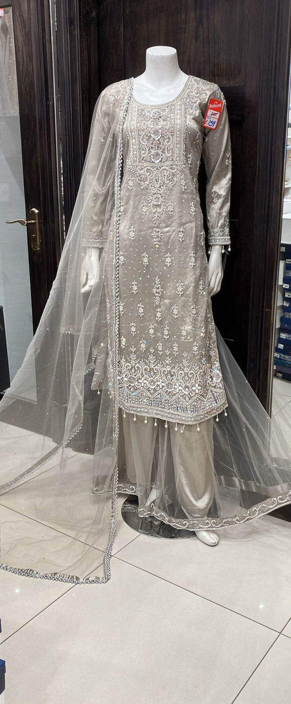 HEAVY EMBROIDERED NET SHARARA SUIT 0190B