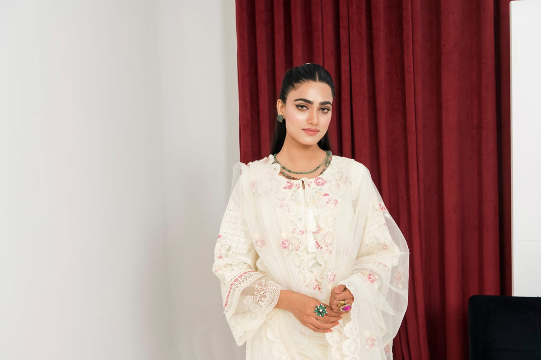 1163B - Ivory Embroidered Linen 3 Piece suit