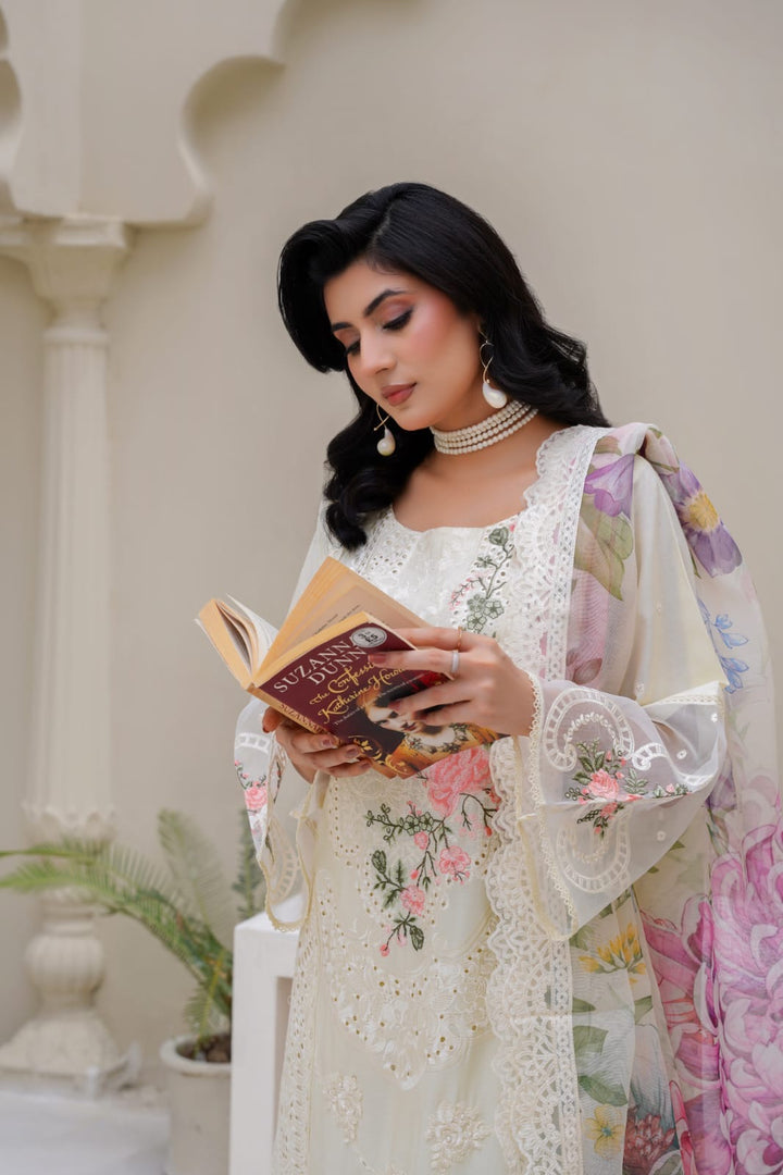1146A - Embroidered Linen 3 Piece suit